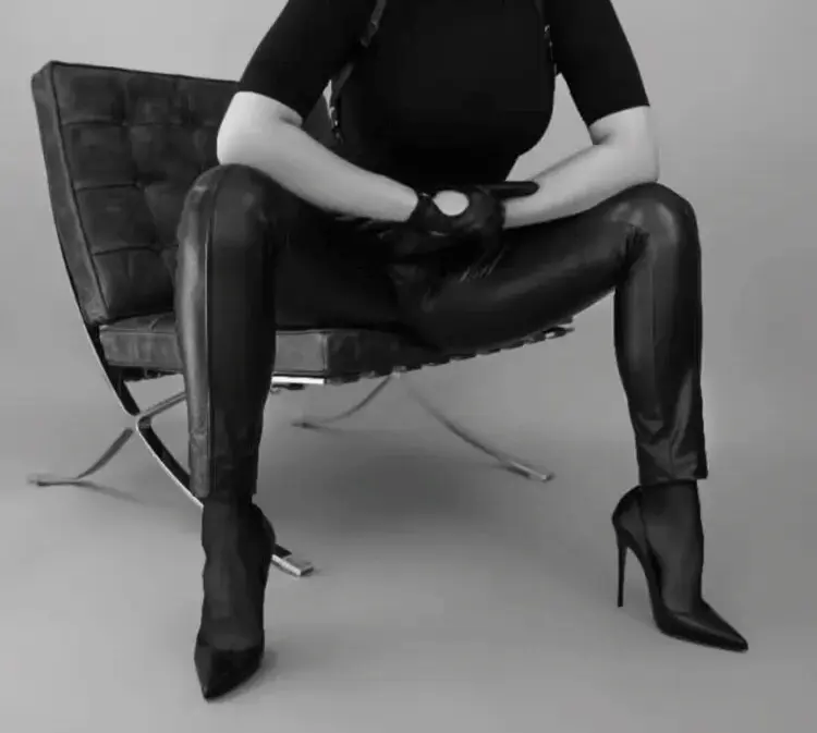 西檬之家恋足癖是什么?2025年字母圈新人入门指南 一